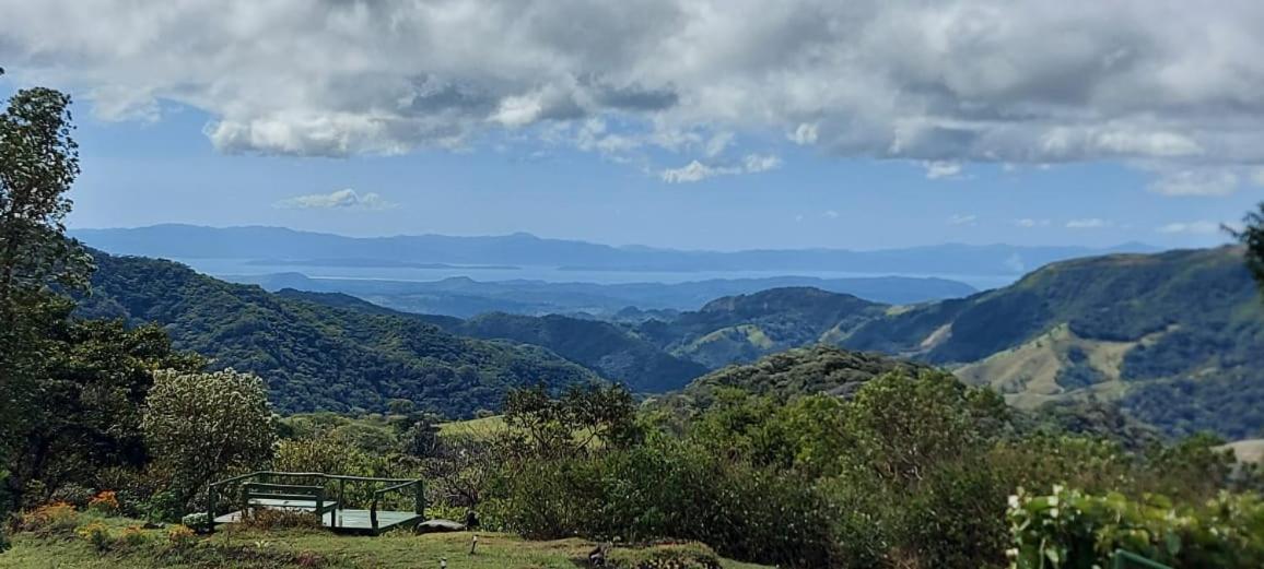 ホテル Casitas De Montana Cabuya モンテベルデ エクステリア 写真